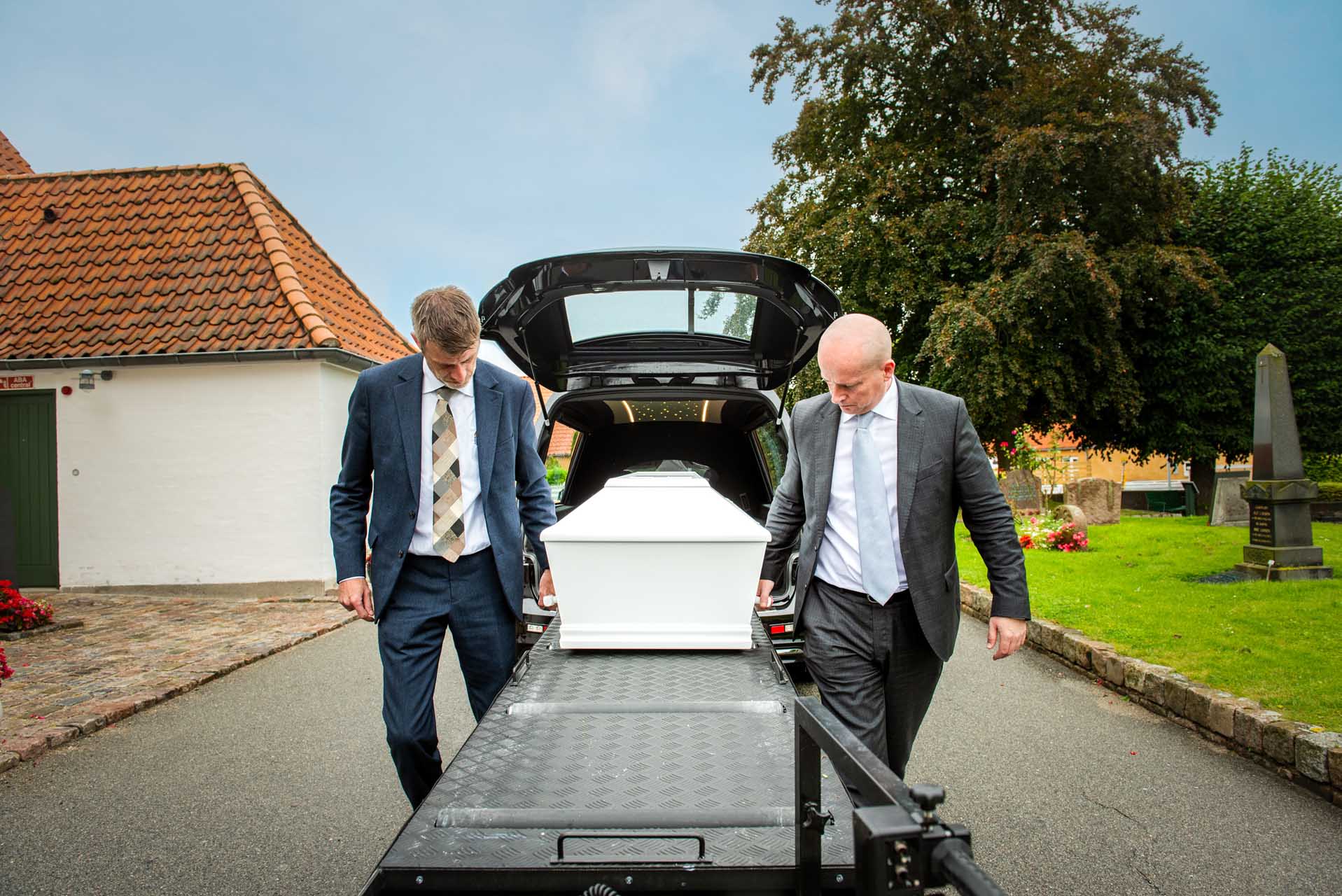 ROGER HANSENS BEDEMANDSFORRETNING ApS, bedemand i Valby